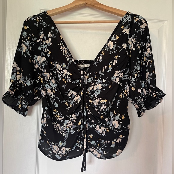 Abercrombie floral top - Picture 1 of 7